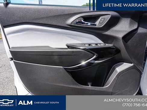 New 2026 Chevrolet Trax LT w/ Sunroof Package image 49