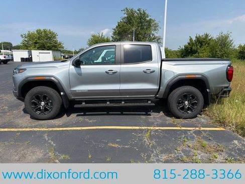 Used 2024 GMC Canyon Elevation w/ Elevation Premium Package AWD/4WD image 2