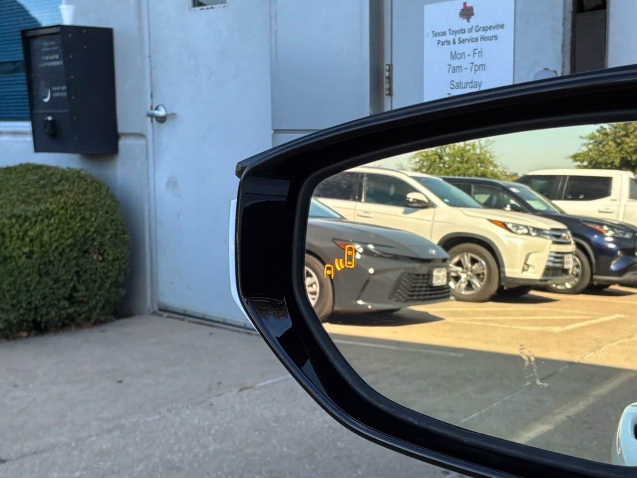 Used 2022 Lexus ES 350 F Sport w/ Accessory Package 2 FWD image 23