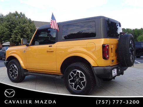 Used 2021 Ford Bronco Outer Banks AWD/4WD image 6