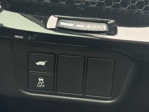 Used 2025 Honda CR-V EX-L image 13