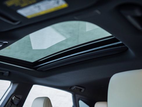 Used 2023 Lexus RX 350 Premium image 33