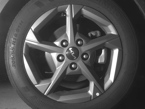 Used 2025 Kia K4 FWD image 13