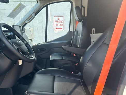 Used 2023 Ford E-Transit 148 High Roof Extended w/ Load Area Protection Package RWD image 12