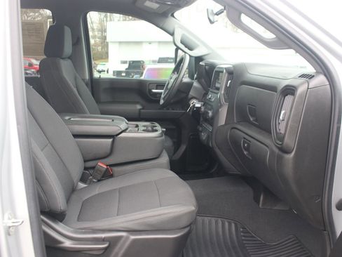 Used 2022 Chevrolet Silverado 2500 Custom w/ Custom Convenience Package image 33