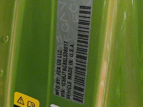 New 2025 Jeep Gladiator Rubicon w/ Convenience Group image 16