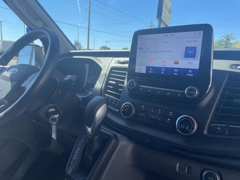 Used 2021 Ford Transit 350 XLT image 11