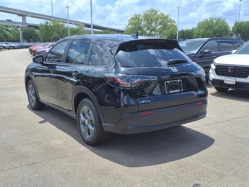 Used 2026 Honda HR-V LX image 10
