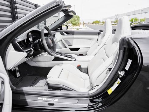 Used 2024 Porsche 911 Turbo S AWD/4WD image 29