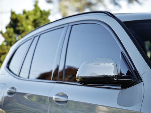 Used 2023 BMW X3 xDrive30i w/ M Sport Package image 3