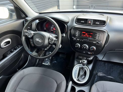 Used 2016 Kia Soul image 23