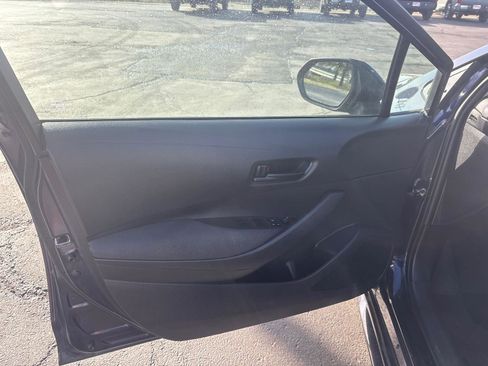 Used 2023 Toyota Corolla LE image 18