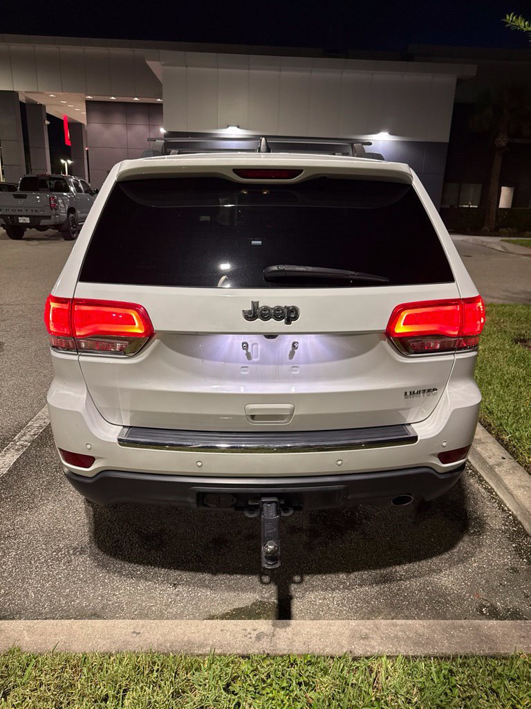 Used 2016 Jeep Grand Cherokee Limited w/ Trailer Tow Group IV RWD image 3