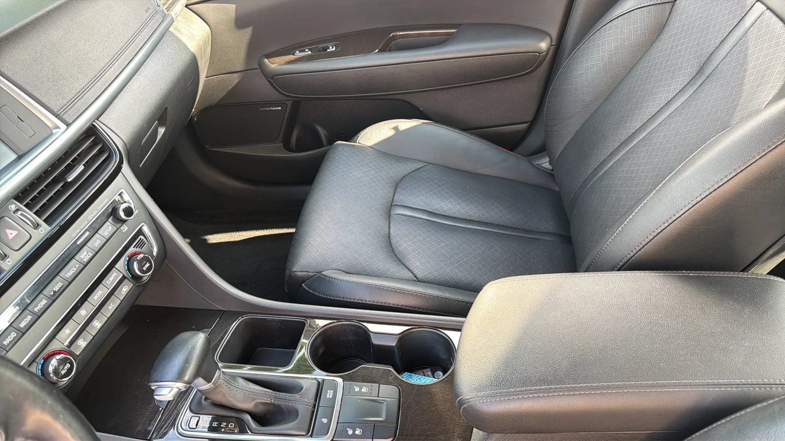 Used 2016 Kia Optima EX w/ Premium Package FWD image 13