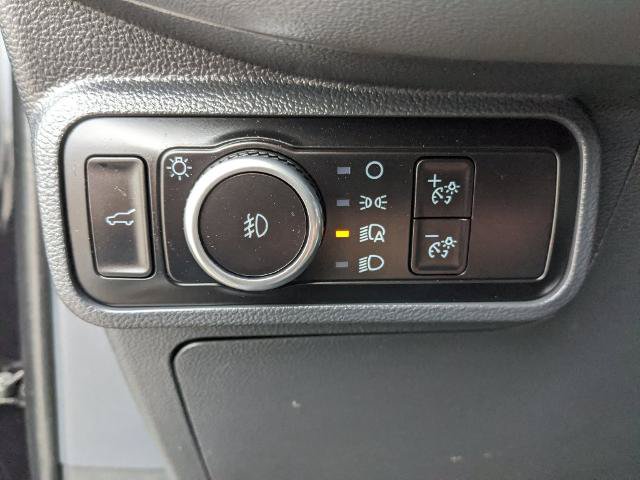 Certified 2025 Ford Explorer Active w/ Active Comfort Package RWD image 13