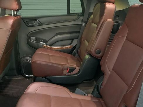 Used 2019 Chevrolet Tahoe Premier w/ Premier Plus Edition image 13