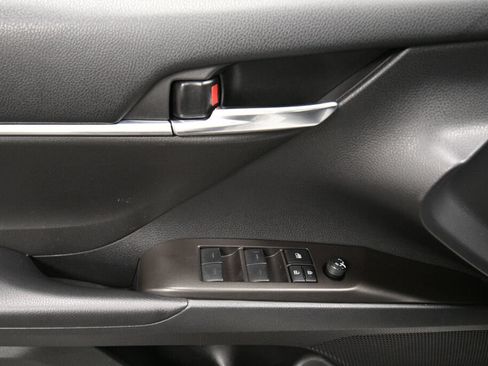 Certified 2023 Toyota Camry SE w/ Convenience Package AWD/4WD image 11