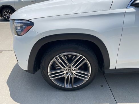 Certified 2024 Mercedes-Benz GLS 450 4MATIC image 9