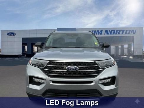 Used 2024 Ford Explorer XLT w/ Equipment Group 202A AWD/4WD image 10
