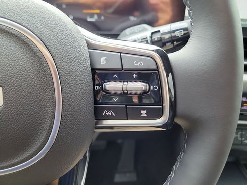 New 2026 Kia Carnival SX Prestige FWD image 28