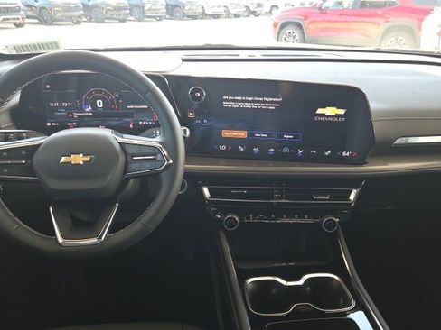 New 2026 Chevrolet Traverse LT w/ Driver Confidence Package image 18