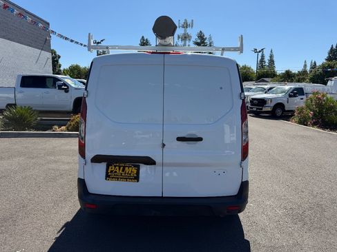 Used 2018 Ford Transit Connect XLT FWD image 6