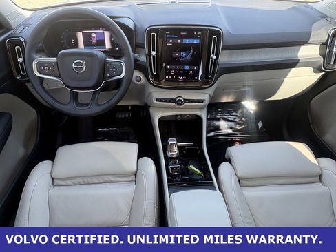 Certified 2023 Volvo XC40 B5 Plus w/ Protection Package Premier image 13