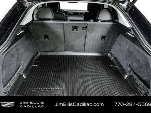 Used 2021 Audi e-tron Premium image 32