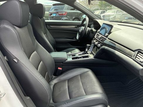Used 2018 Honda Accord Sport image 24