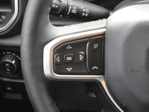 Used 2025 RAM 1500 Big Horn image 14