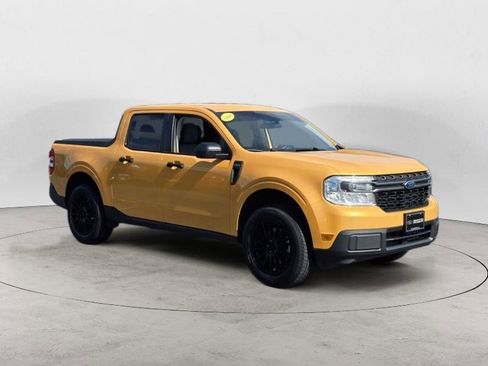 Certified 2022 Ford Maverick XLT w/ Equipment Group 300A Standard AWD/4WD image 1