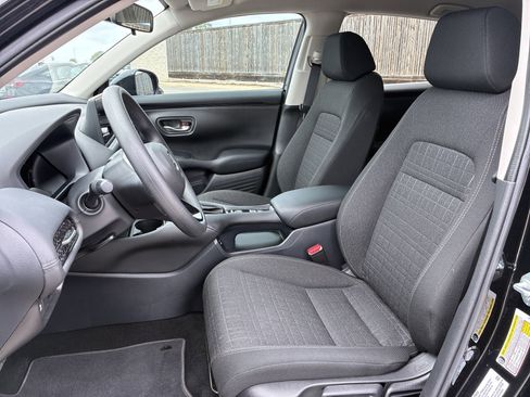 Certified 2026 Honda HR-V LX image 17