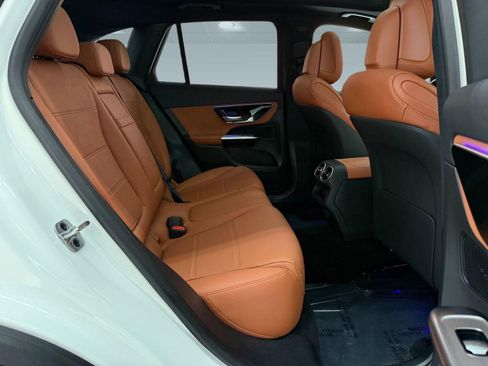 Certified 2026 Mercedes-Benz GLC 300 GLC 300 image 24