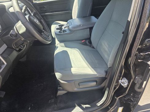 Used 2015 RAM 1500 ST w/ SXT Appearance Group AWD/4WD image 8