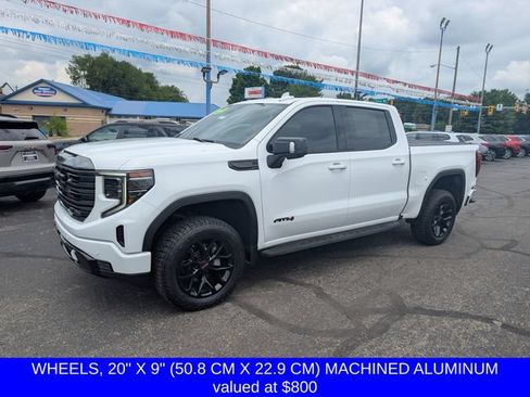 Used 2024 GMC Sierra 1500 AT4 w/ Technology Package AWD/4WD image 5