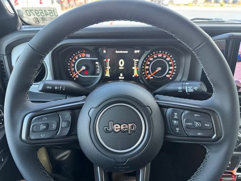 New 2026 Jeep Gladiator Mojave AWD/4WD image 18