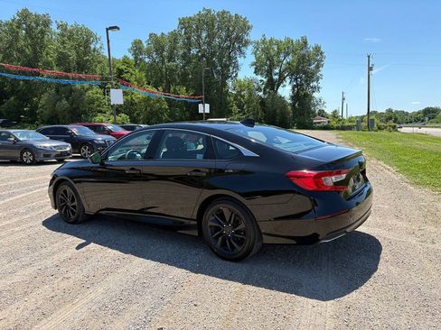 Used 2018 Honda Accord LX image 12