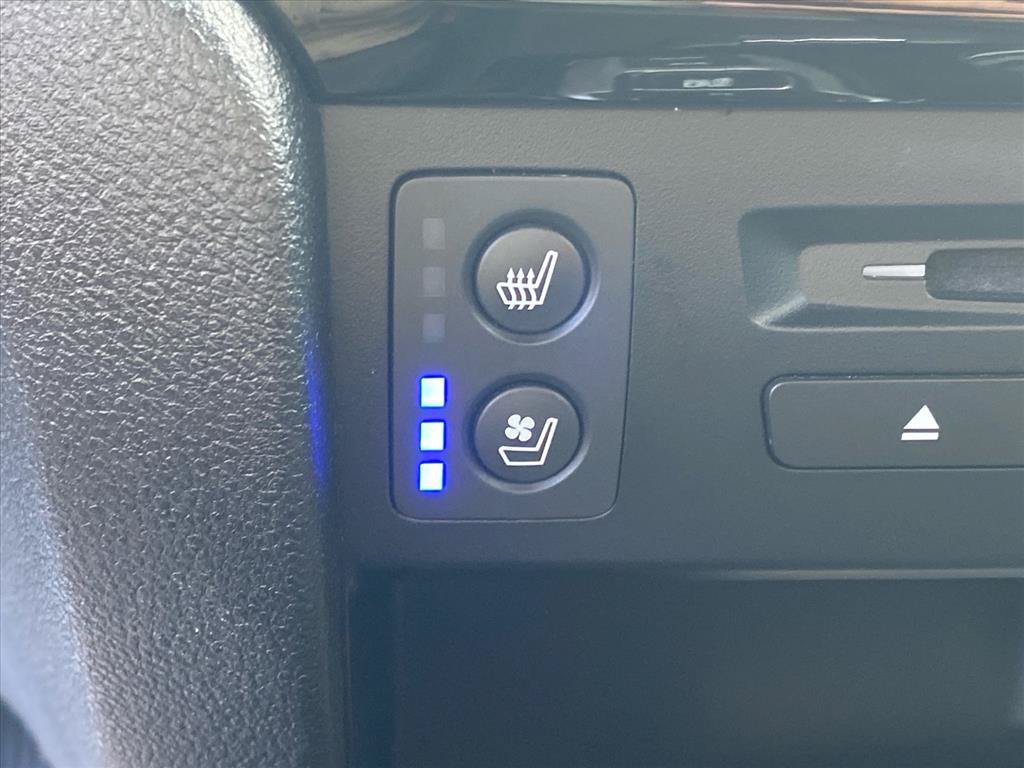 Used 2022 Honda Pilot Black Edition image 13