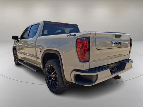 Used 2022 GMC Sierra 1500 Elevation AWD/4WD image 7