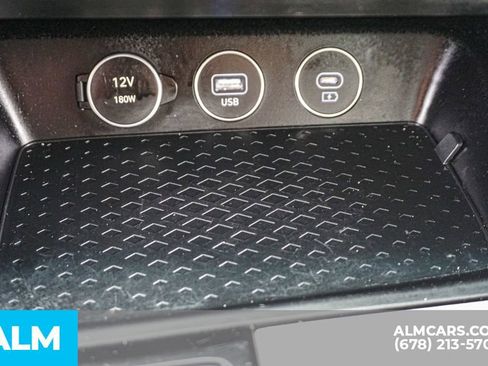 Used 2025 Genesis G70 2.5T RWD image 42