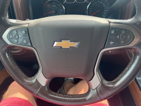 Used 2014 Chevrolet Silverado 1500 High Country w/ High Country Premium Package AWD/4WD image 12