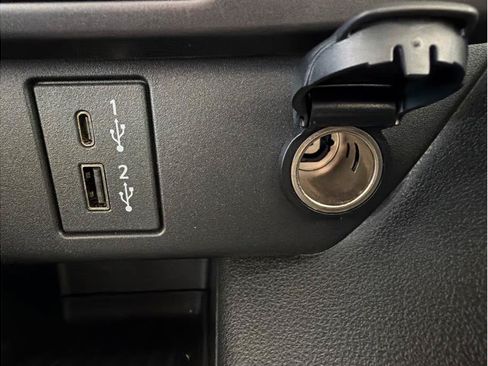 Used 2025 Nissan Leaf S FWD image 30