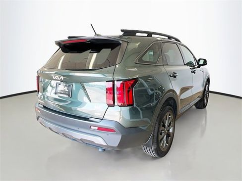 Used 2023 Kia Sorento LX image 40