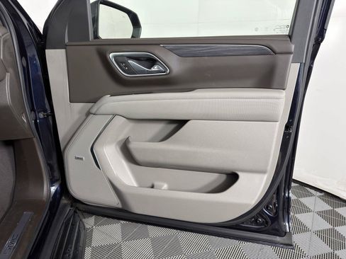 Certified 2023 GMC Yukon XL SLT w/ SLT Luxury Package RWD image 12