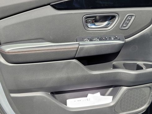 New 2026 Honda Pilot TrailSport image 13