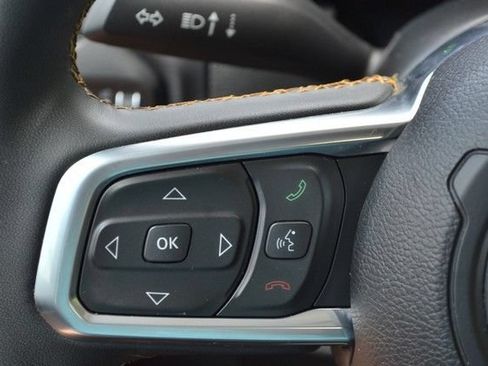 Used 2024 Jeep Wrangler Unlimited Sahara AWD/4WD image 20