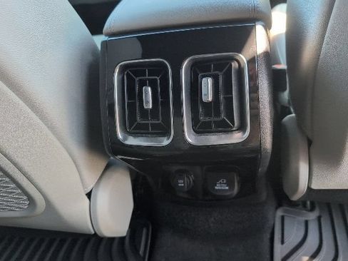 Used 2025 Kia Sorento SX Prestige AWD/4WD image 14