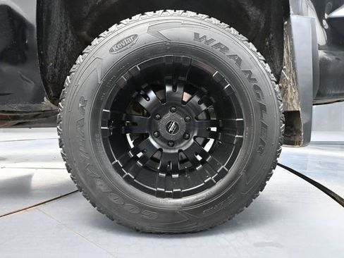 Used 2015 Chevrolet Silverado 1500 LTZ w/ LTZ Plus Package AWD/4WD image 13