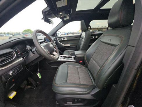 Used 2022 Ford Explorer Timberline AWD/4WD image 3
