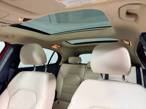 Used 2017 Mercedes-Benz GLA 250 4MATIC image 20